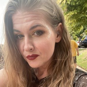 Meet your Posher, Audrey